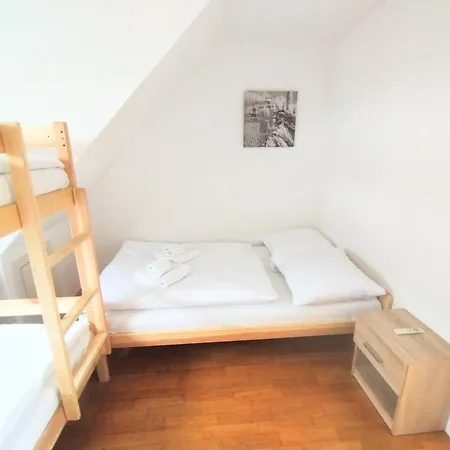 Apartman Duplex With Garden Prága