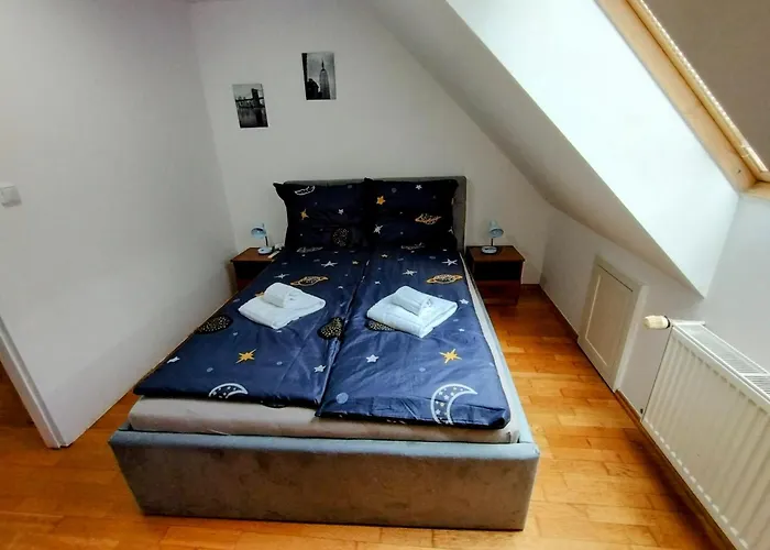 Duplex With Garden Lägenhet