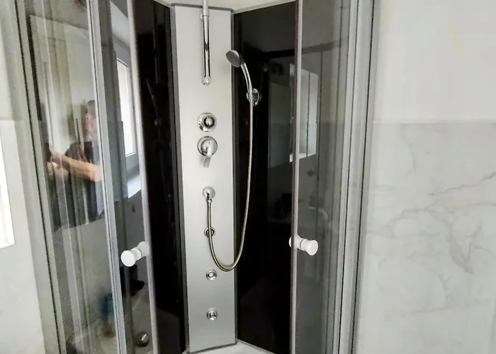 アパート Duplex With Garden プラハ